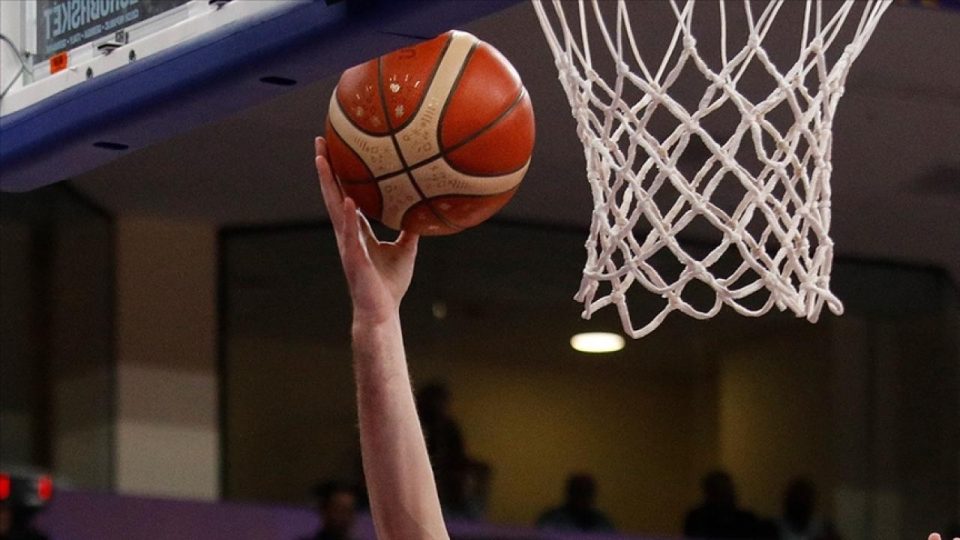 FIBA maçları ilk kez cam zemin üzerinde oynanacak