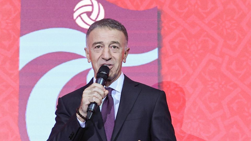 Trabzonspor camiasından Ahmet Ağaoğlu’na veda