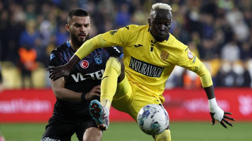 Ankaragücü yarı finale yükseldi