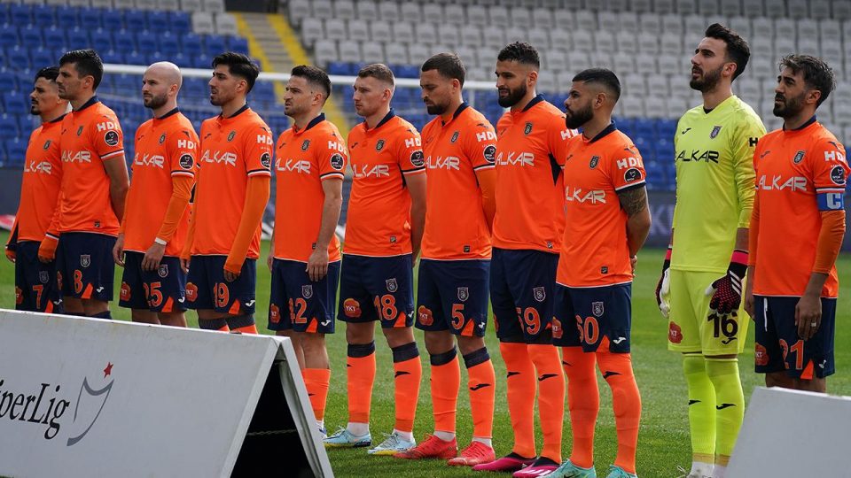Başakşehir’de 3 değişiklik