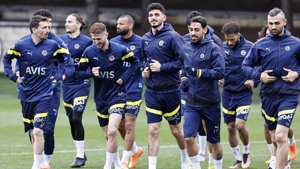 Fenerbahçe Beşiktaş maçına hazır