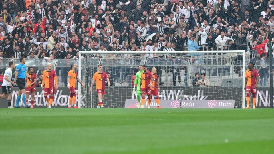 Lider Galatasaray Dolmabahçe’den mağlup ayrıldı