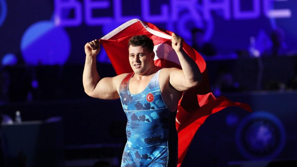 Milli güreşçi Rıza Kayaalp: En büyük hayalim olimpiyatta son noktayı koymak