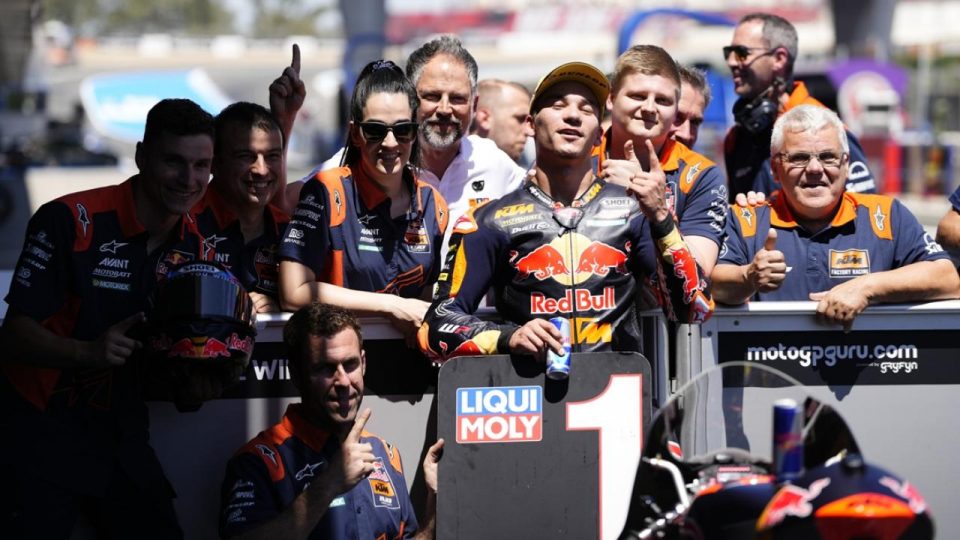 MotoGP İspanya’da sprint yarışını Brad Binder kazandı