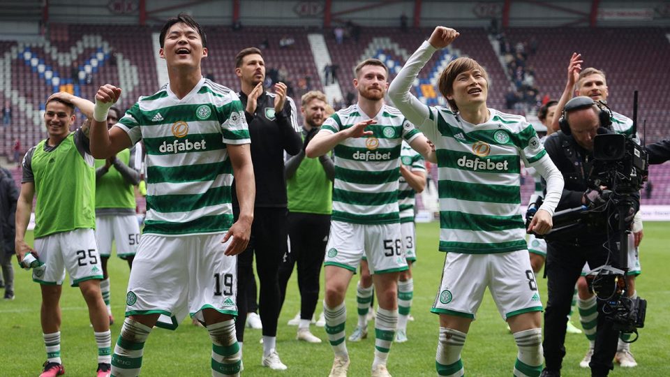 Celtic 53. şampiyonluğuna ulaştı