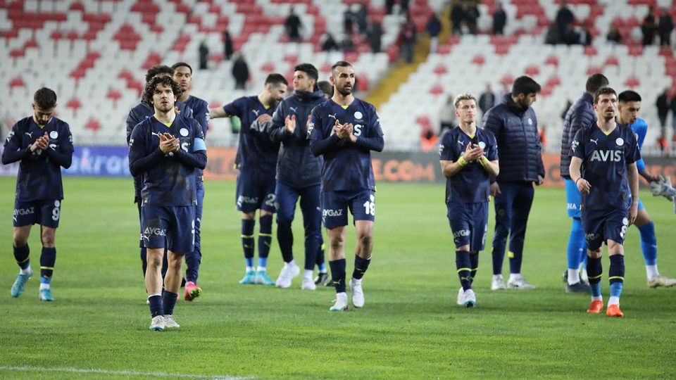 Fenerbahçe deplasman başarısıyla dikkat çekiyor