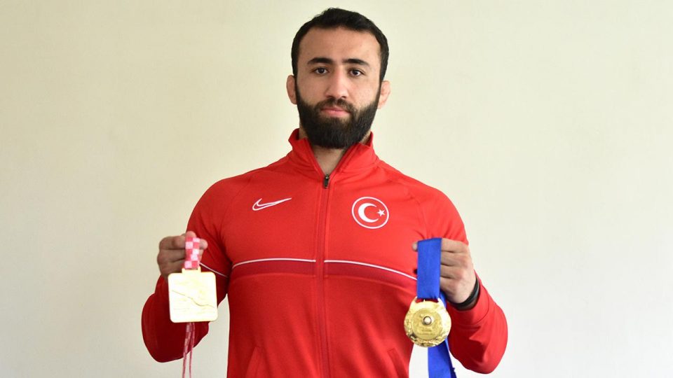 Milli güreşçi Burhan Akbudak olimpiyat altınına odaklandı