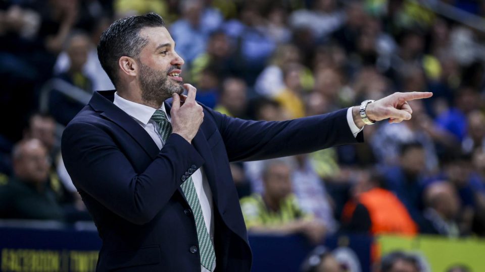 Beşiktaş Basketbol Takımı başöntrenör Dusan Alimpijevic ile anlaştı