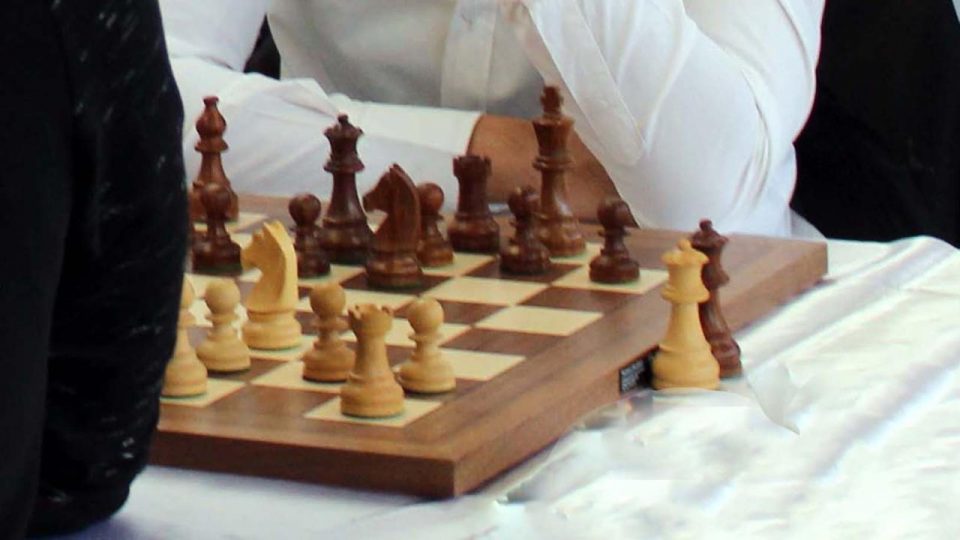 Çeşmeli satranç sporcusu turnuvada yıldızlaştı