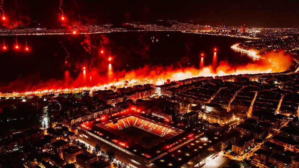 Göztepe’de 98. yıl coşkusu yaşandı