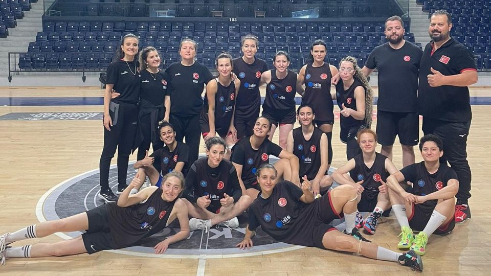 İşitme Engelliler Basketbol Kadın Milli Takımı grubunu ikinci sırada tamamladı