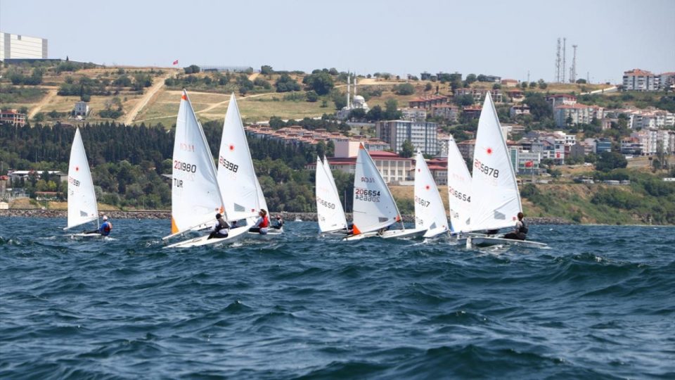 15 Temmuz Demokrasi ve Milli Birlik Günü Yelken Yarışları Tekirdağ’da başladı