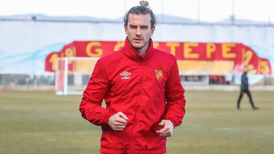 Göztepeli Atınç Nukan, şampiyonluk için taraftardan destek istedi