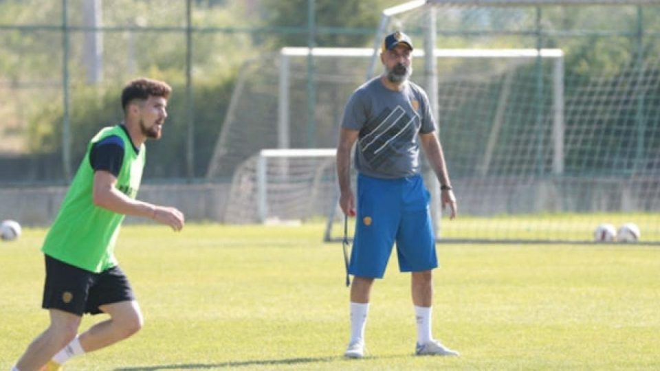 MKE Ankaragücü Teknik Direktörü Kafkas: Biz camia olarak güçlüyüz hazırız