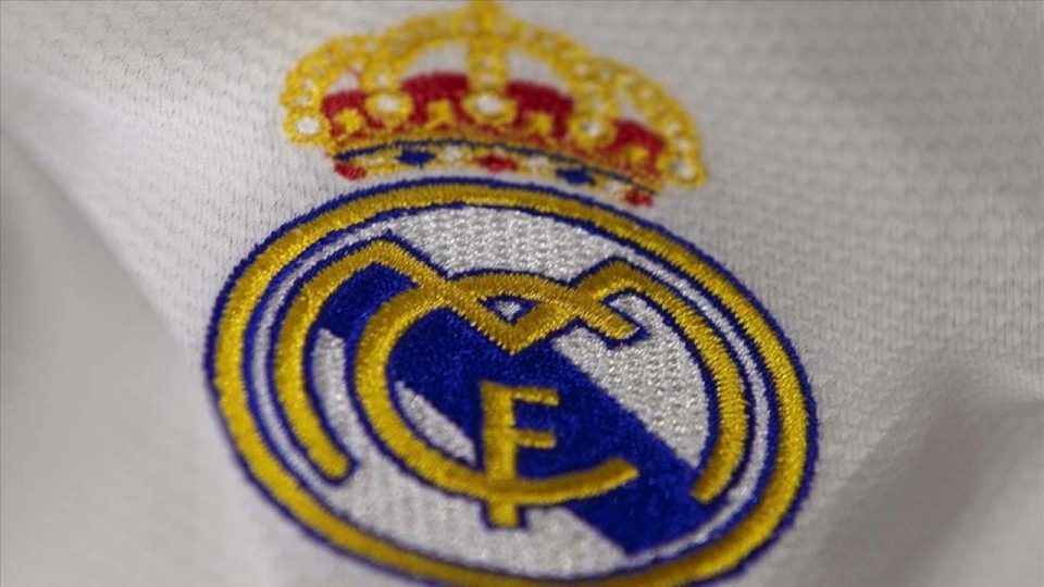 Real Madrid sezonu 12 milyon euro karla kapattı