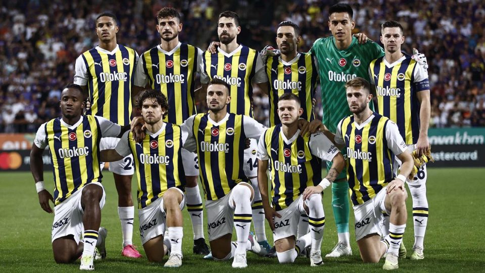Fenerbahçe Avrupa kadrosunu güncelledi
