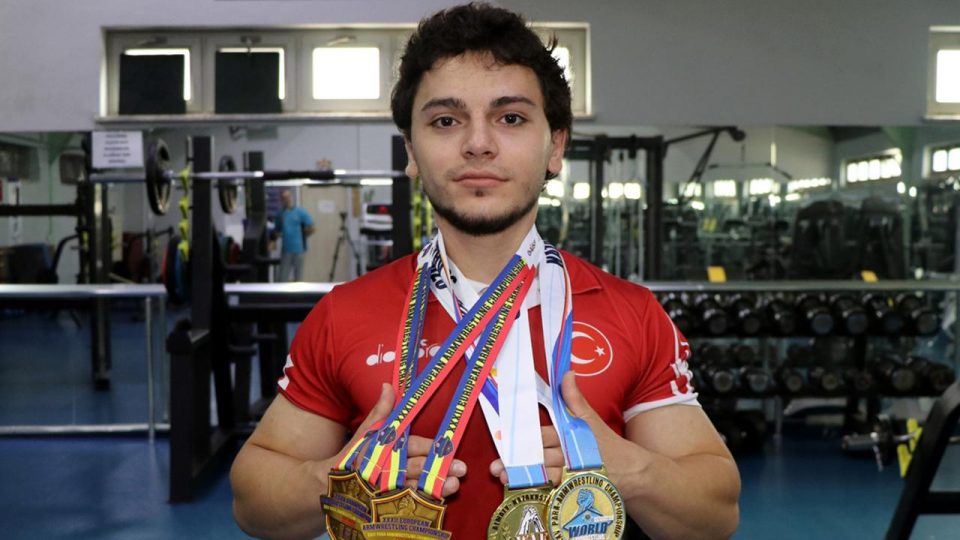 Avrupa ve dünya bilek güreşi şampiyonu para milli sporcu yeni başarılar peşinde