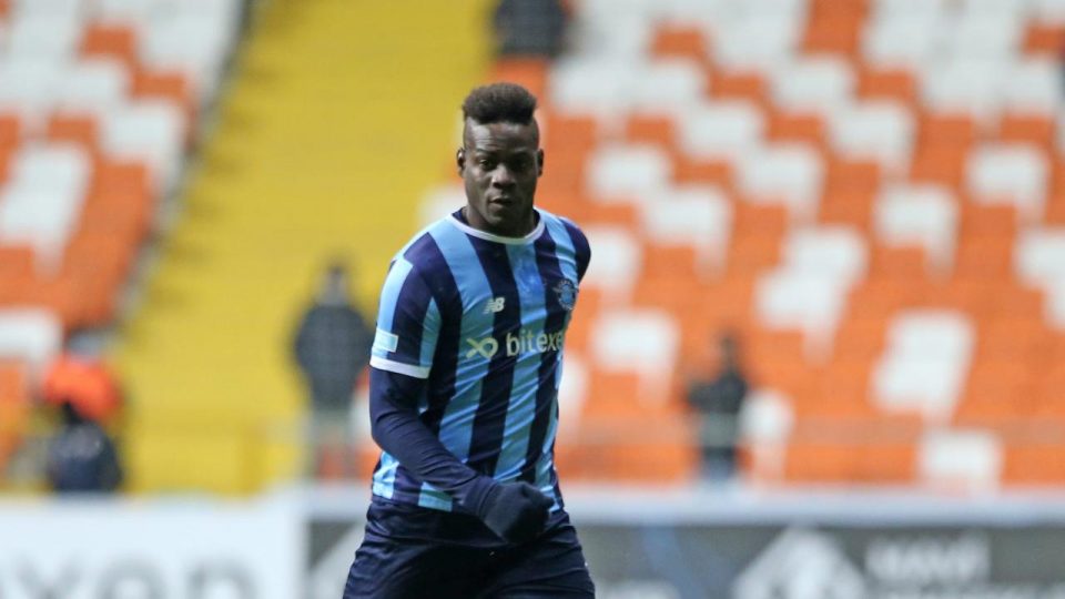 Balotelli’den Filistin’e one minute’li destek